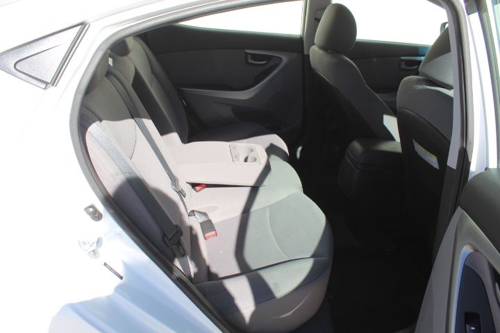 Used Car 2016 Hyundai Elantra  Se For Sale Under $10,000 In Georgetown, Texas