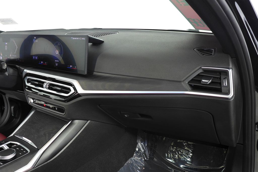 Thumbnail: 2024 BMW 3 Series - 14