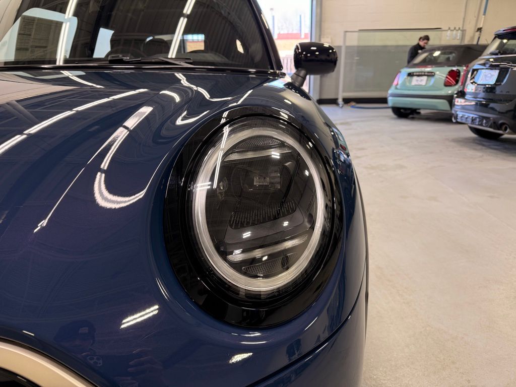 Thumbnail: 2026 MINI Cooper - 9