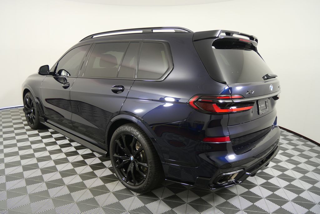 Thumbnail: 2024 BMW X7 - 5