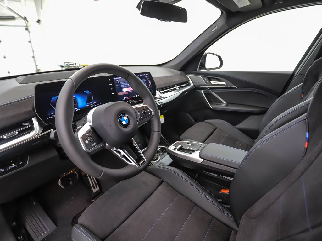 Thumbnail: 2026 BMW X1 - 11