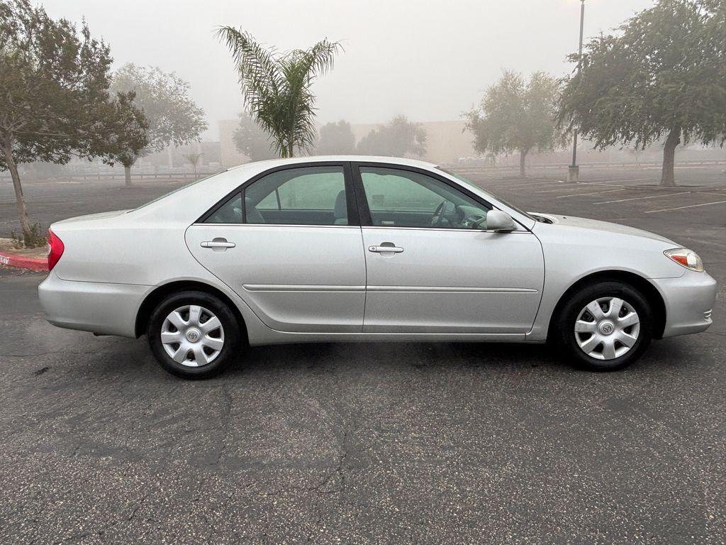 Thumbnail: 2003 Toyota Camry - 4