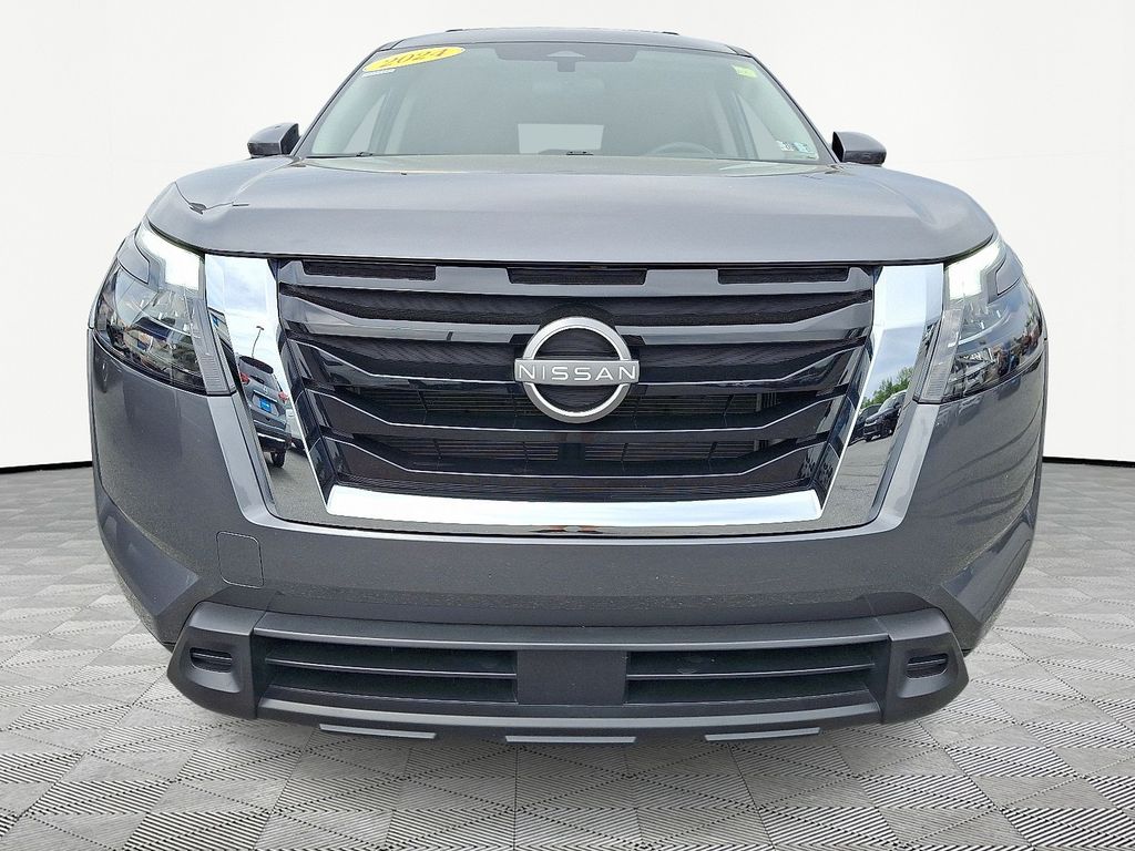 2024 Nissan Pathfinder — photo 2
