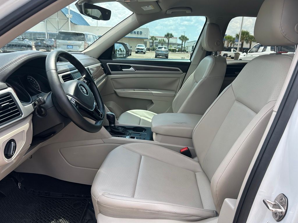 2019 Volkswagen Atlas 2.0T SE w/Technology  at Community Toyota