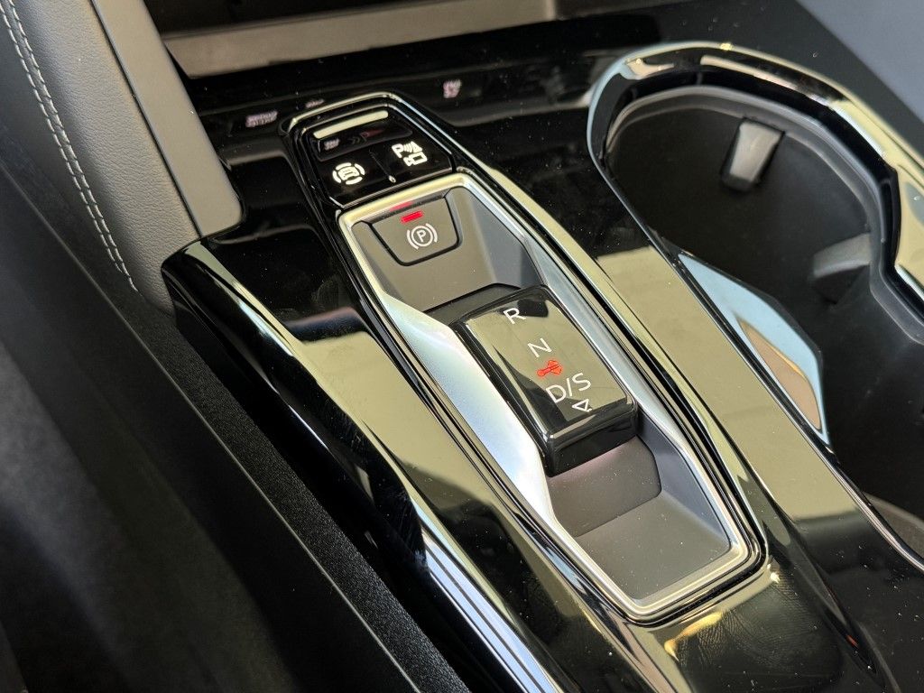 2025 Audi Q5 Premium 27