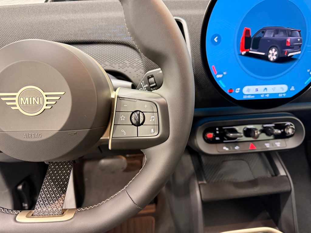 Thumbnail: 2027 MINI Cooper Countryman - 14