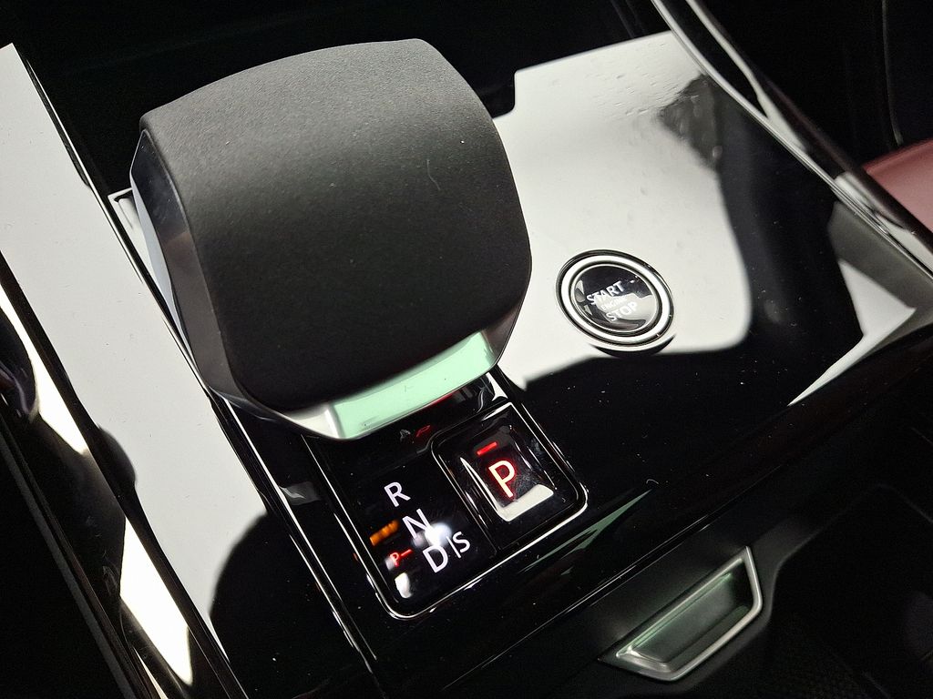 2025 Land Rover Range Rover Sport Dynamic 10
