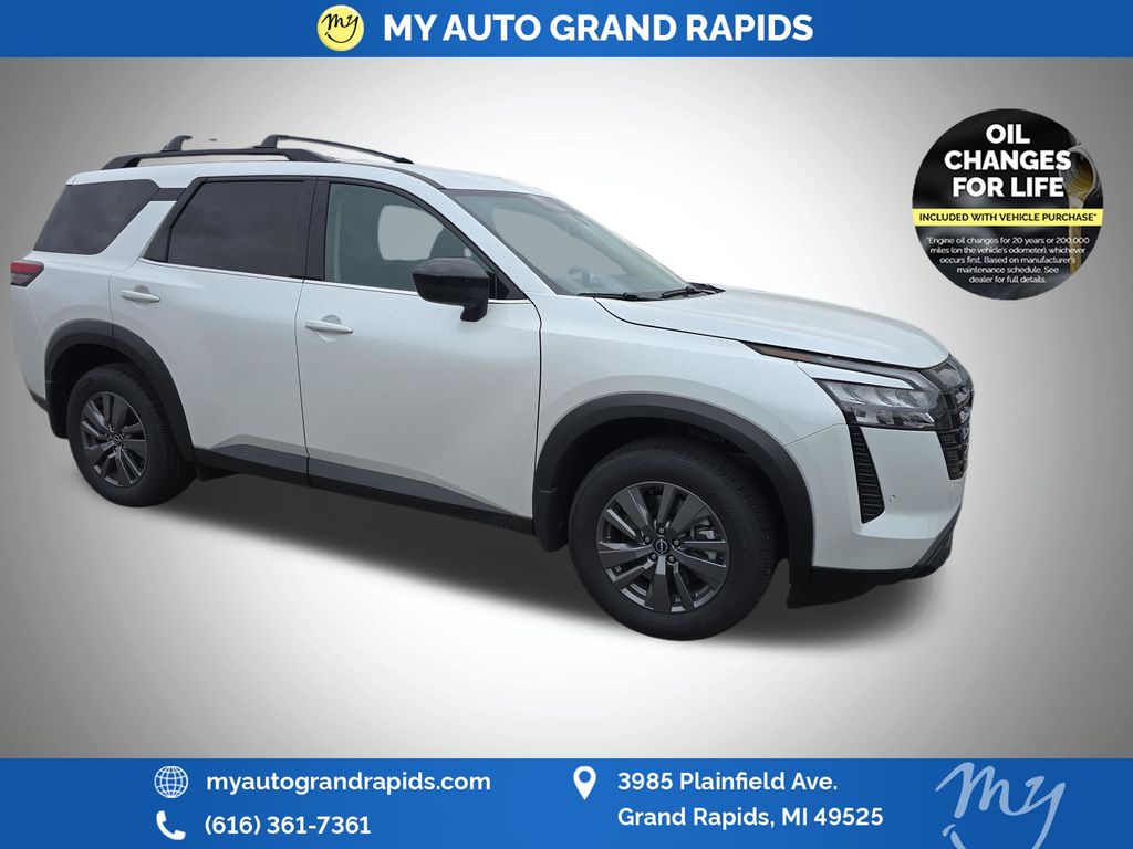 Everest White Pearl Tricoat 2026 Nissan Pathfinder SUV / Crossover All-Wheel Drive 9-Speed Automatic