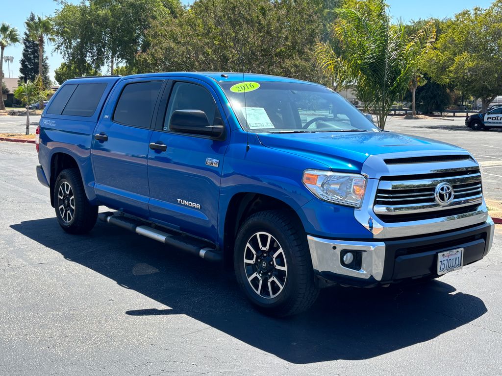 Thumbnail: 2016 Toyota Tundra - 3