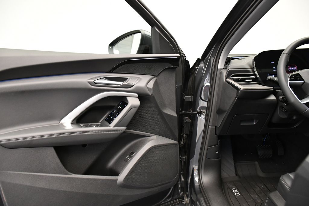 2025 Audi Q5 Premium 31