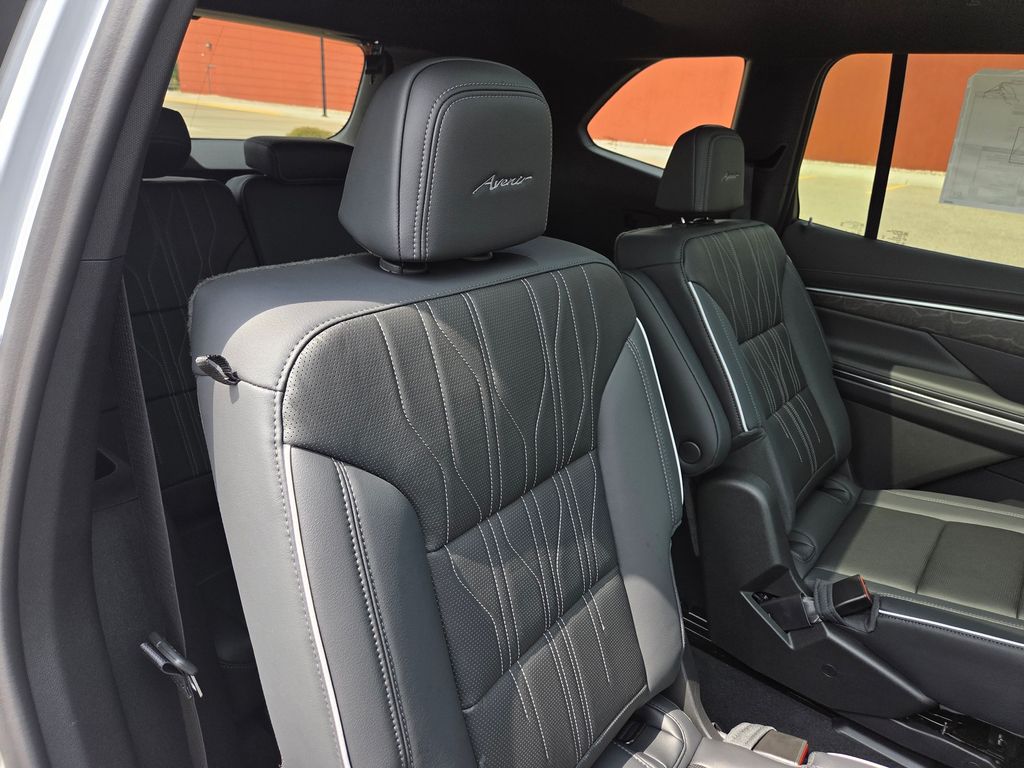 2027 Buick Enclave Avenir