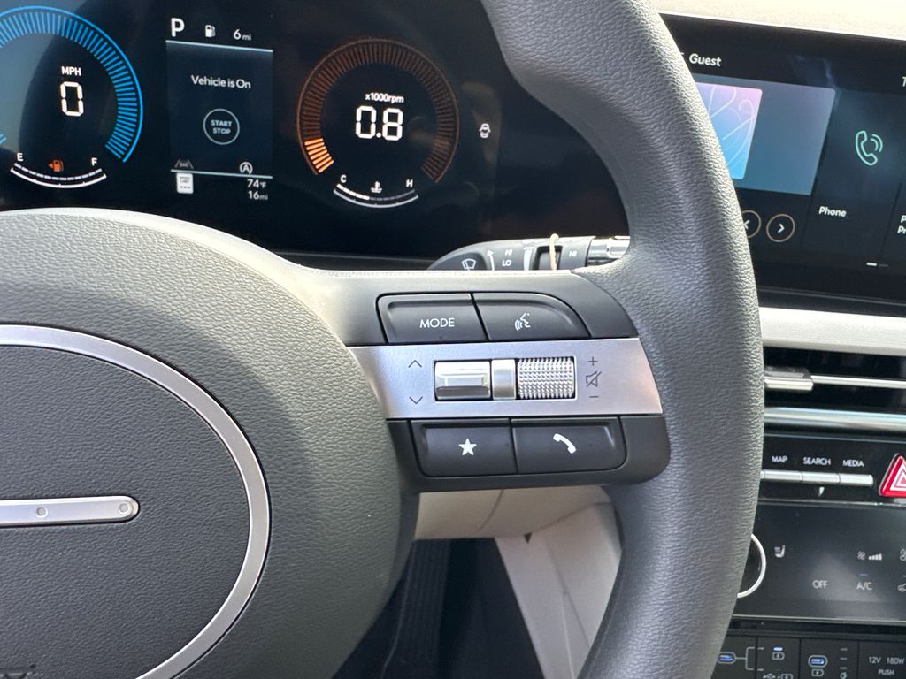 2025 Hyundai Tucson SEL photo 15