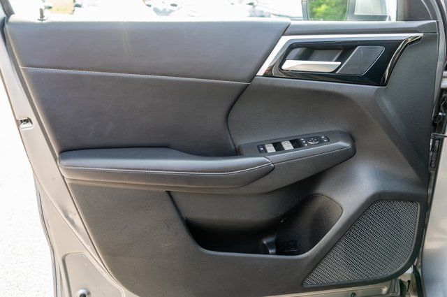 2023 Mitsubishi Outlander SE Gray at Subaru and VW of Moon Township