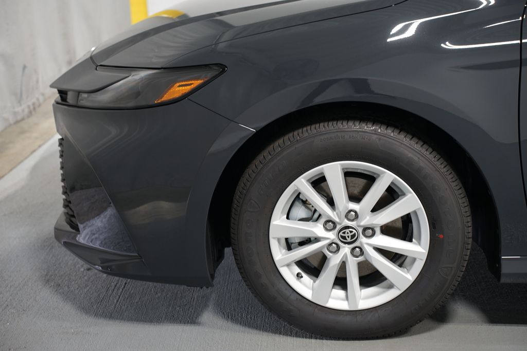 Thumbnail: 2025 Toyota Camry - 5
