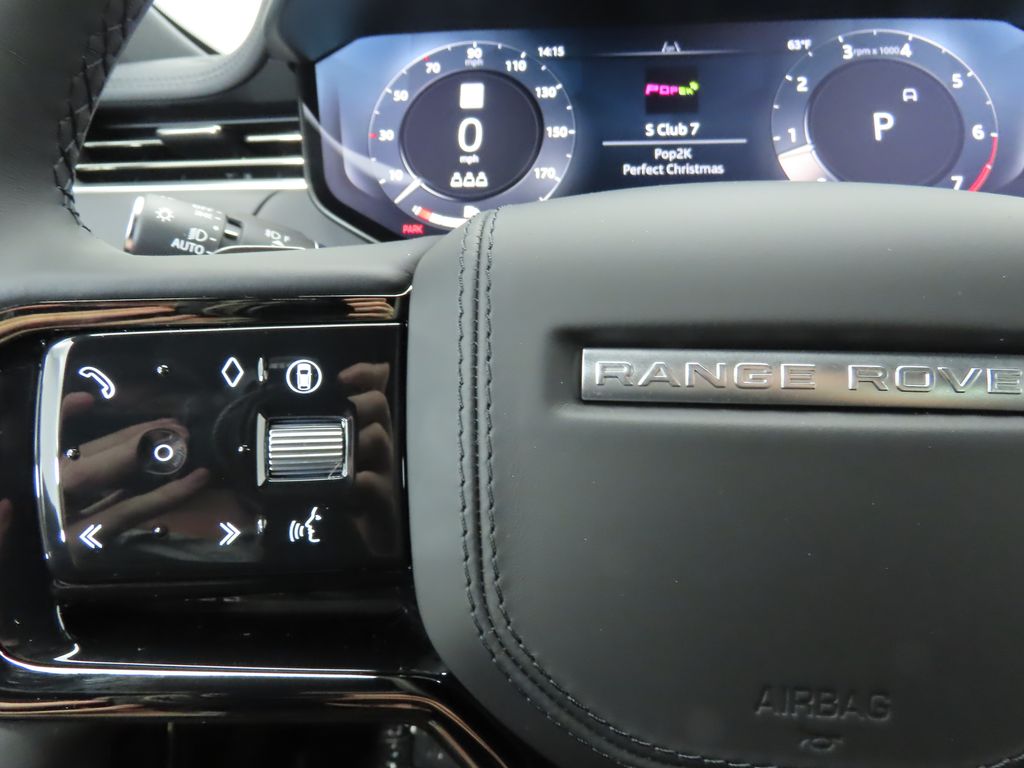 Thumbnail: 2026 Land Rover Range Rover Sport - 11