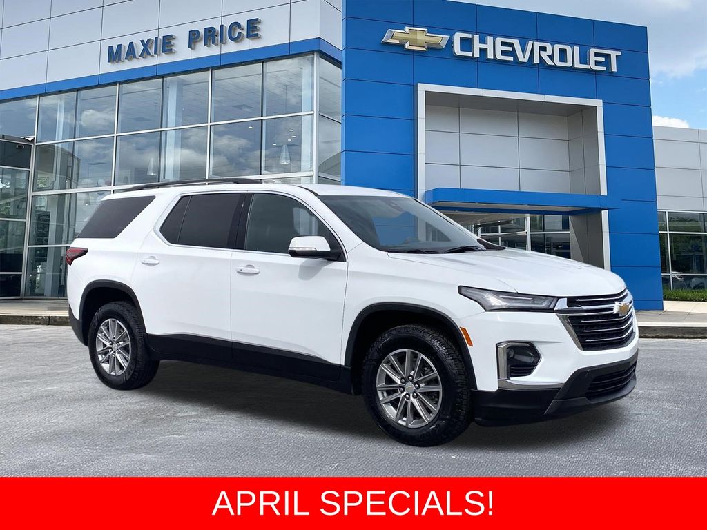 2023 Chevrolet Traverse LT Leather FWD