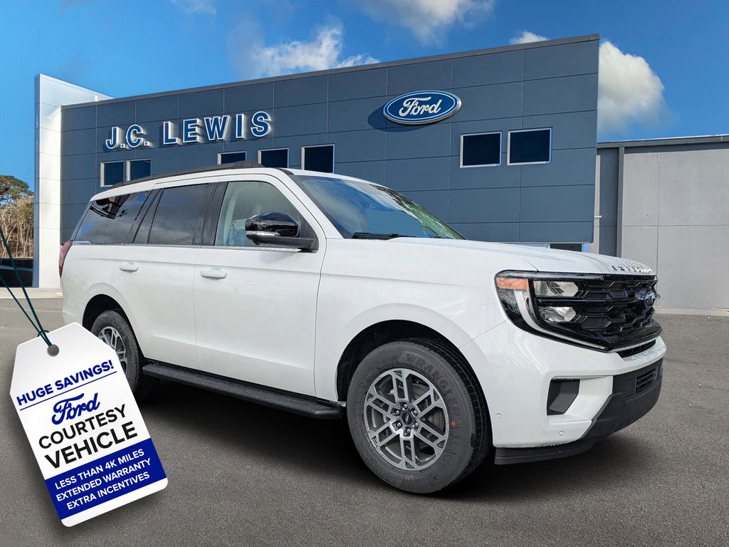 2025 Ford Expedition Active