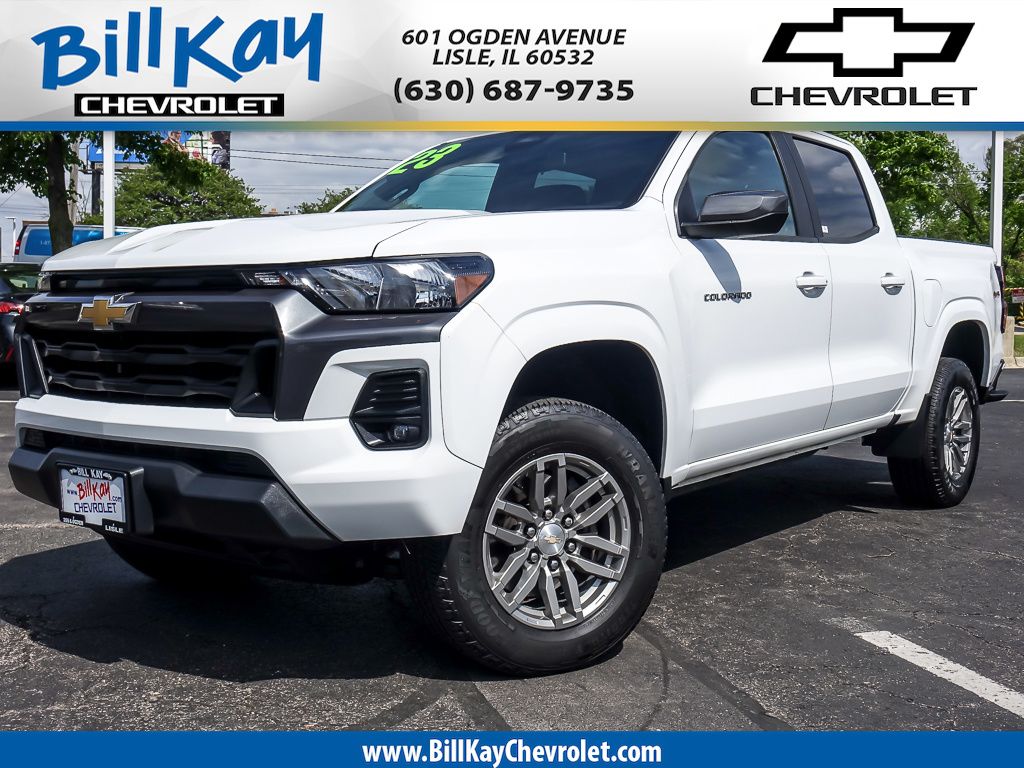 Summit White 2023 Chevrolet Colorado Pickup Truck Four-Wheel Drive 8-Speed Automatic
