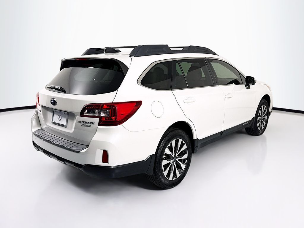 Thumbnail: 2017 Subaru Outback - 5
