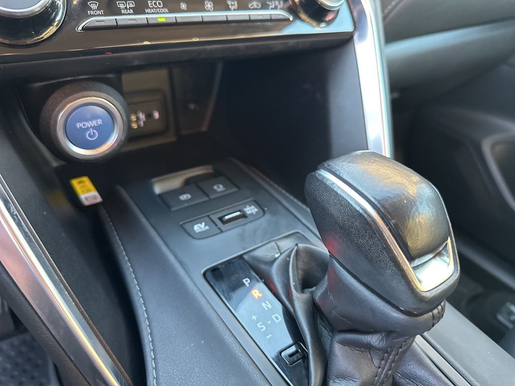 Used Car 2021 Toyota Venza  Limited For Sale Under $25,000 In Austin, Texas