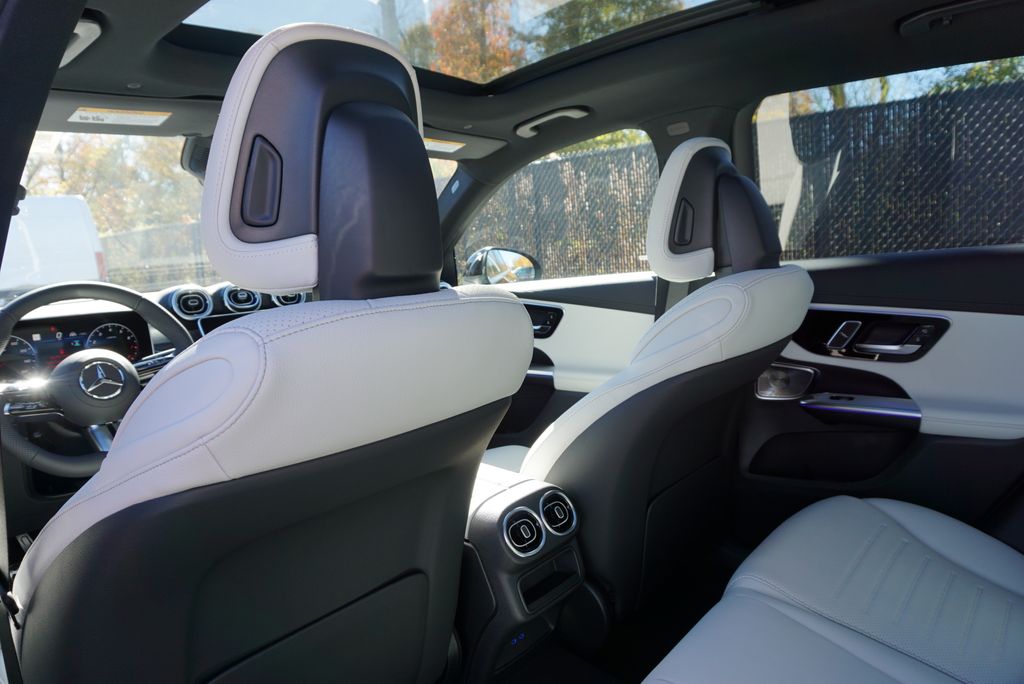 Thumbnail: 2026 Mercedes-Benz GLC - 15