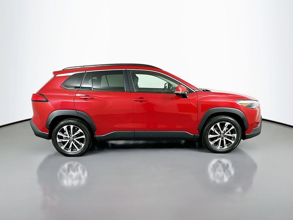 Thumbnail: 2023 Toyota Corolla Cross - 4