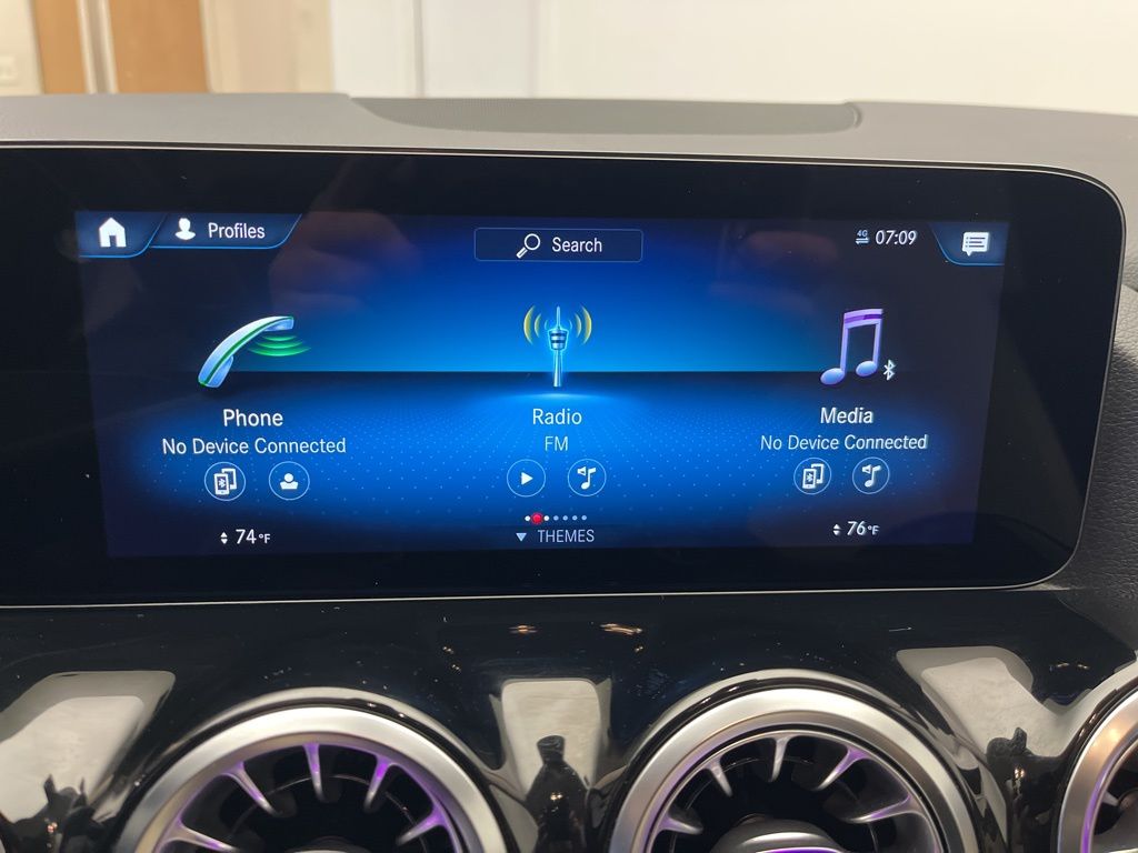 Thumbnail: 2023 Mercedes-Benz GLA - 20