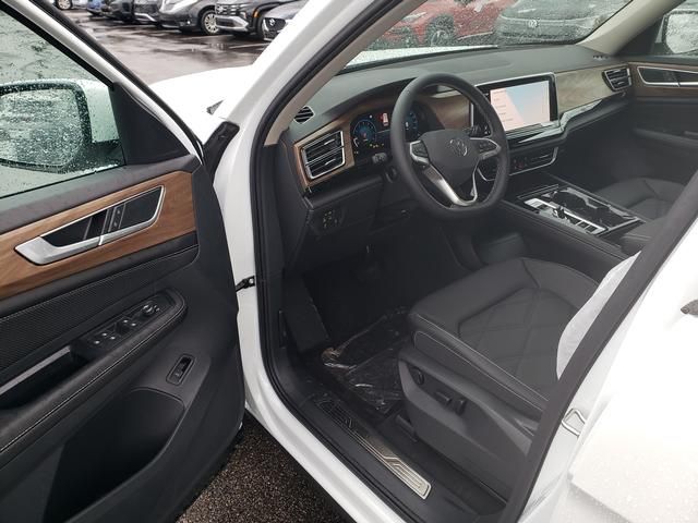 new 2026 Volkswagen Atlas car, priced at $49,580