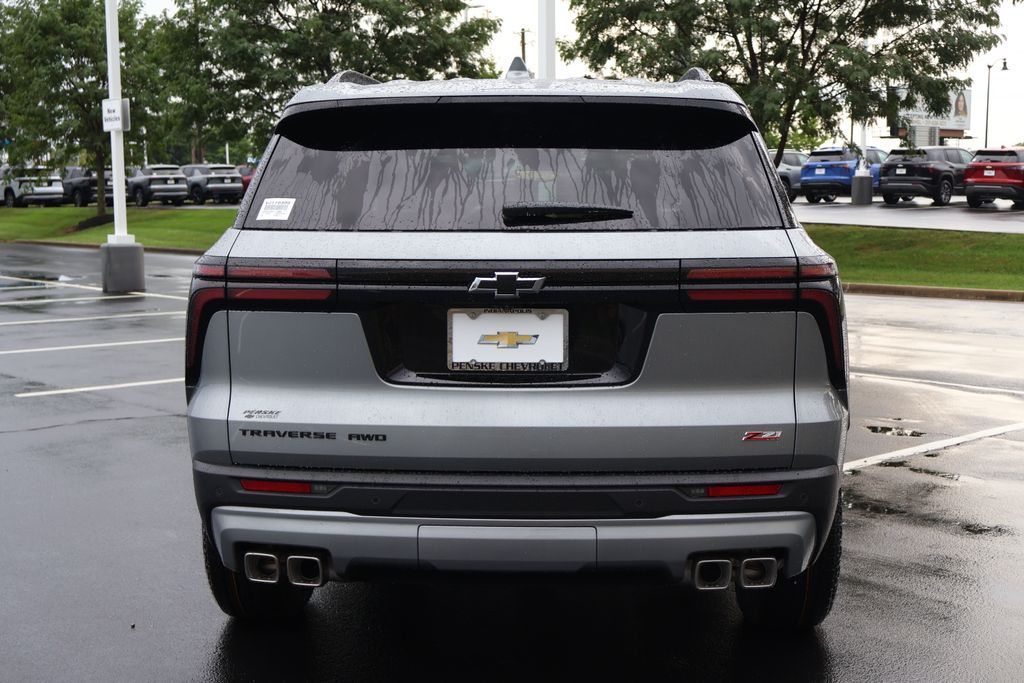 Thumbnail: 2027 Chevrolet Traverse - 6