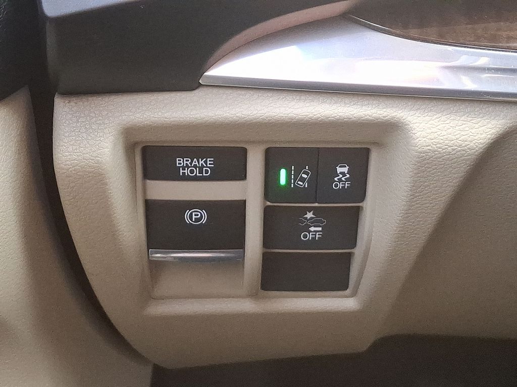 Thumbnail: 2018 Acura MDX - 25