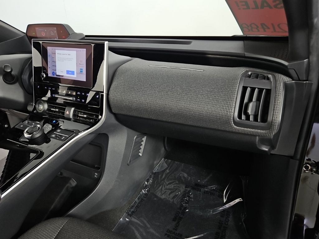 Thumbnail: 2023 Subaru Solterra - 14
