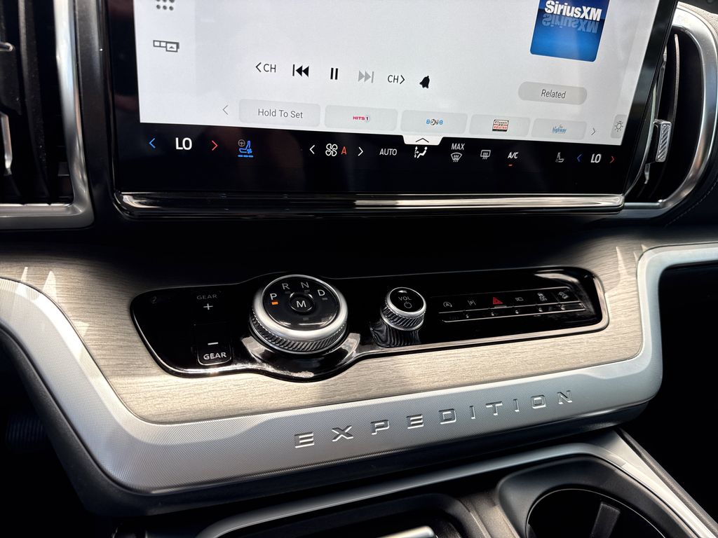 Used 2025 Ford Expedition Max SUV