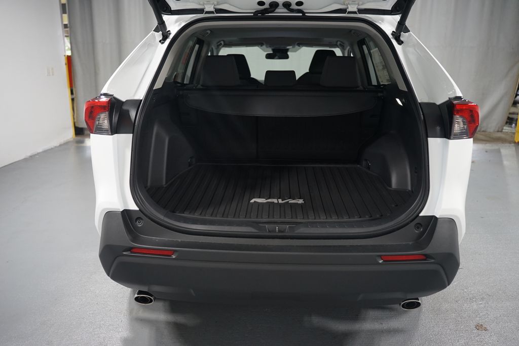 Thumbnail: 2025 Toyota RAV4 - 26