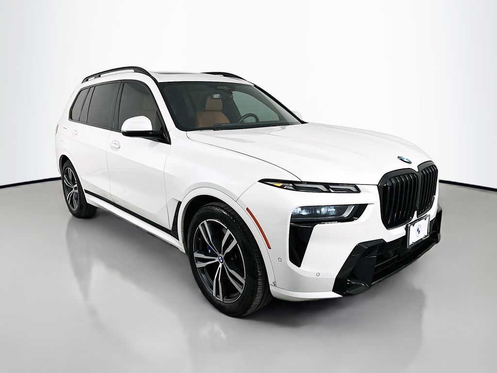 Thumbnail: 2023 BMW X7 - 3