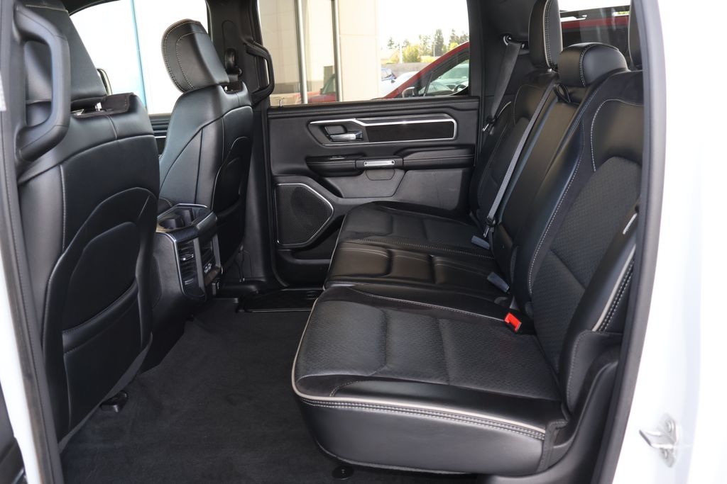 2024 RAM 1500 Laramie 26