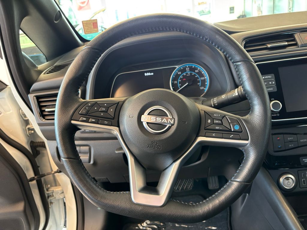2024 Nissan Leaf SV Plus