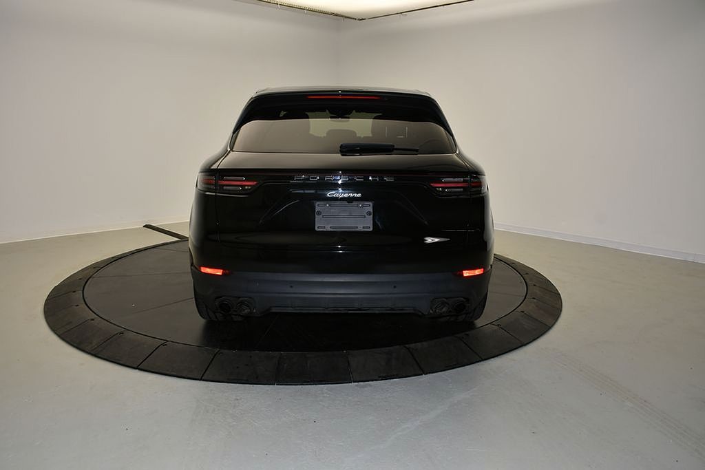 Thumbnail: 2023 Porsche Cayenne - 6