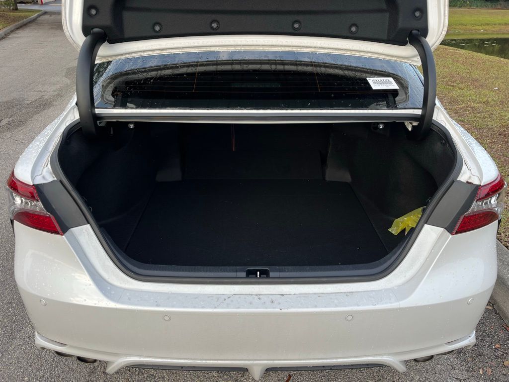2022 Toyota Camry XSE 10