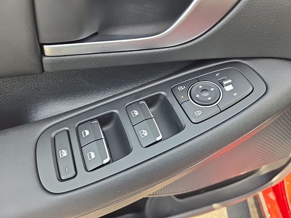 2025 Hyundai Sonata SEL 18