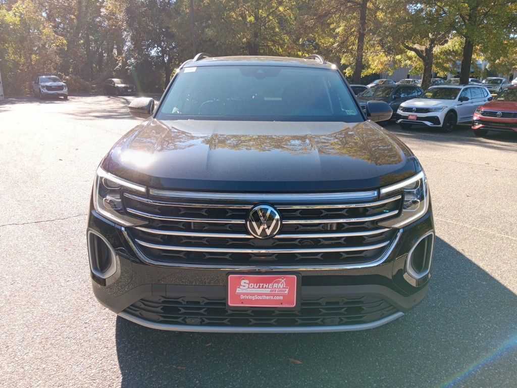 2025 Volkswagen Atlas 2.0T SE w/Technology 8