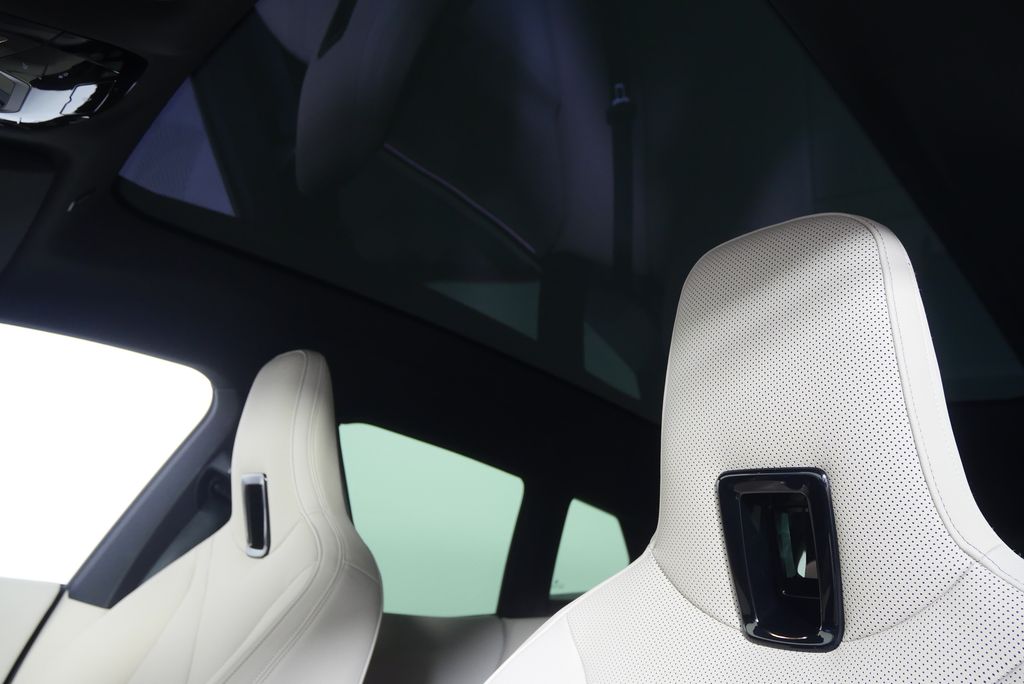 Thumbnail: 2023 BMW iX - 13