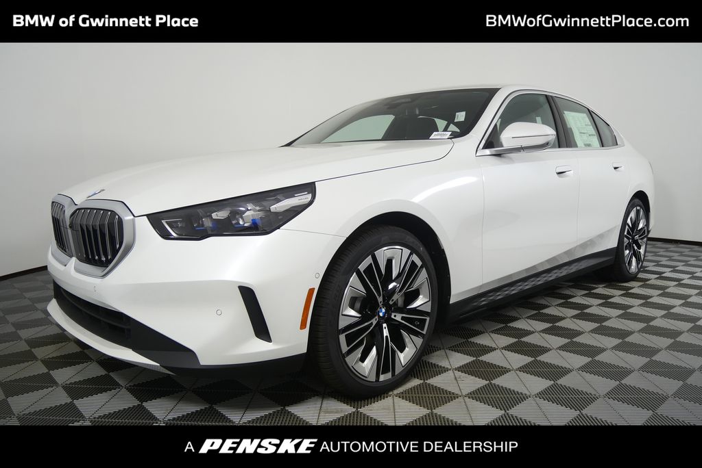 Thumbnail: 2026 BMW 5 Series - 1