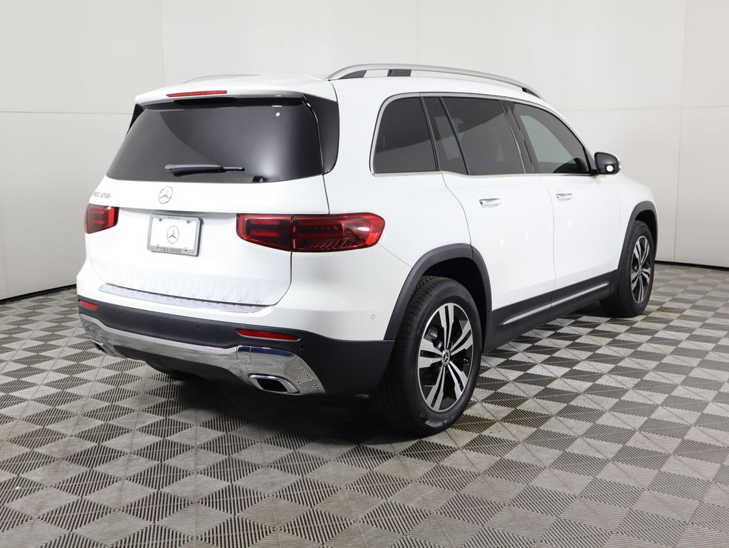 Thumbnail: 2026 Mercedes-Benz GLB - 5