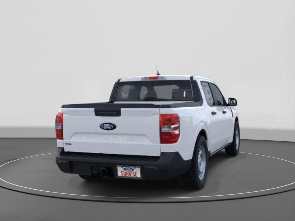 New 2026 Ford Maverick XL 4D Crew Cab