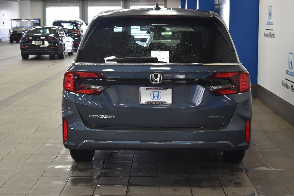 2025 Honda Odyssey Touring 6