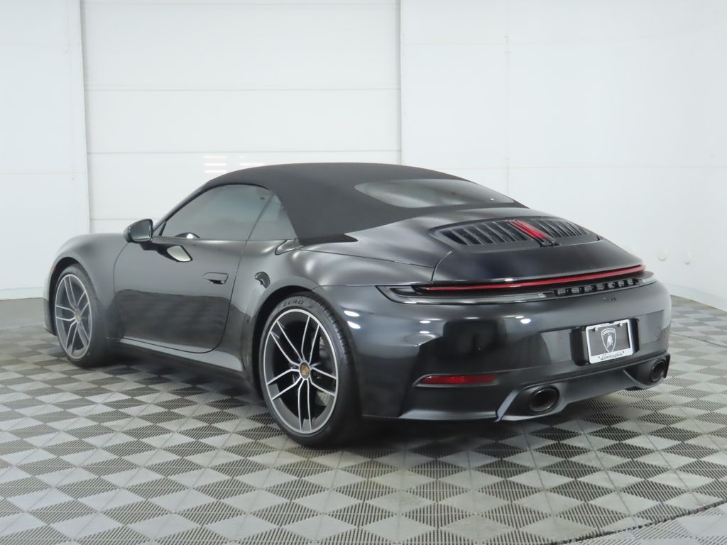 Thumbnail: 2025 Porsche 911 - 15