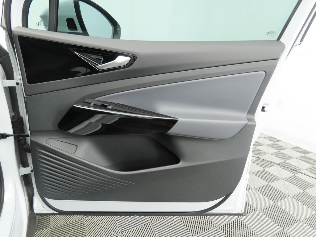 Thumbnail: 2022 Volkswagen ID.4 - 26
