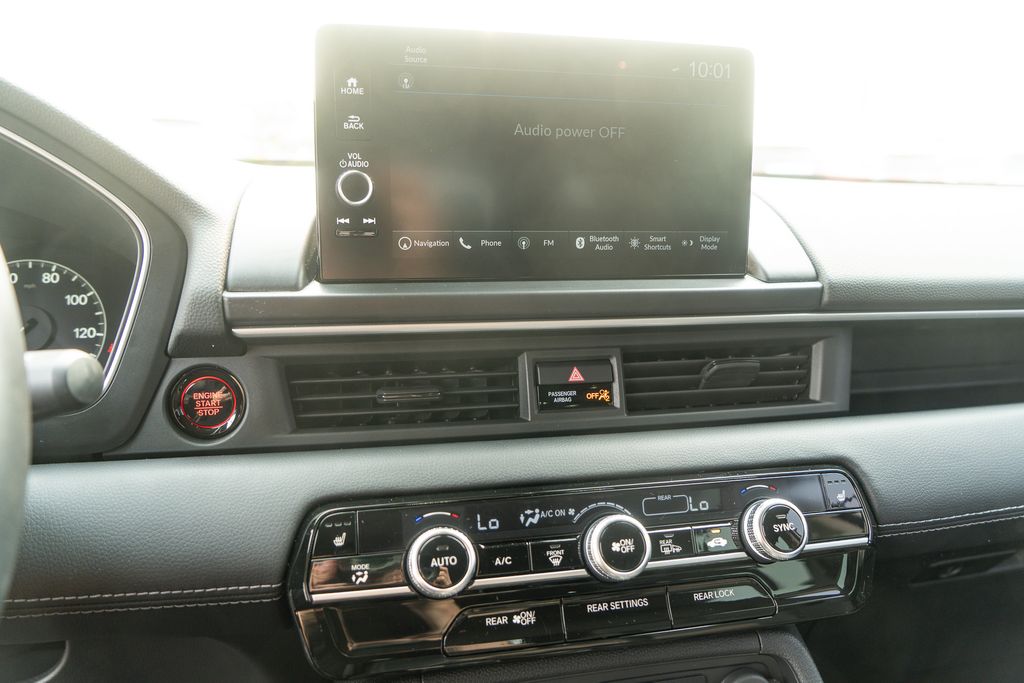 2024 Platinum White Pearl Honda Pilot Touring AWD SUV