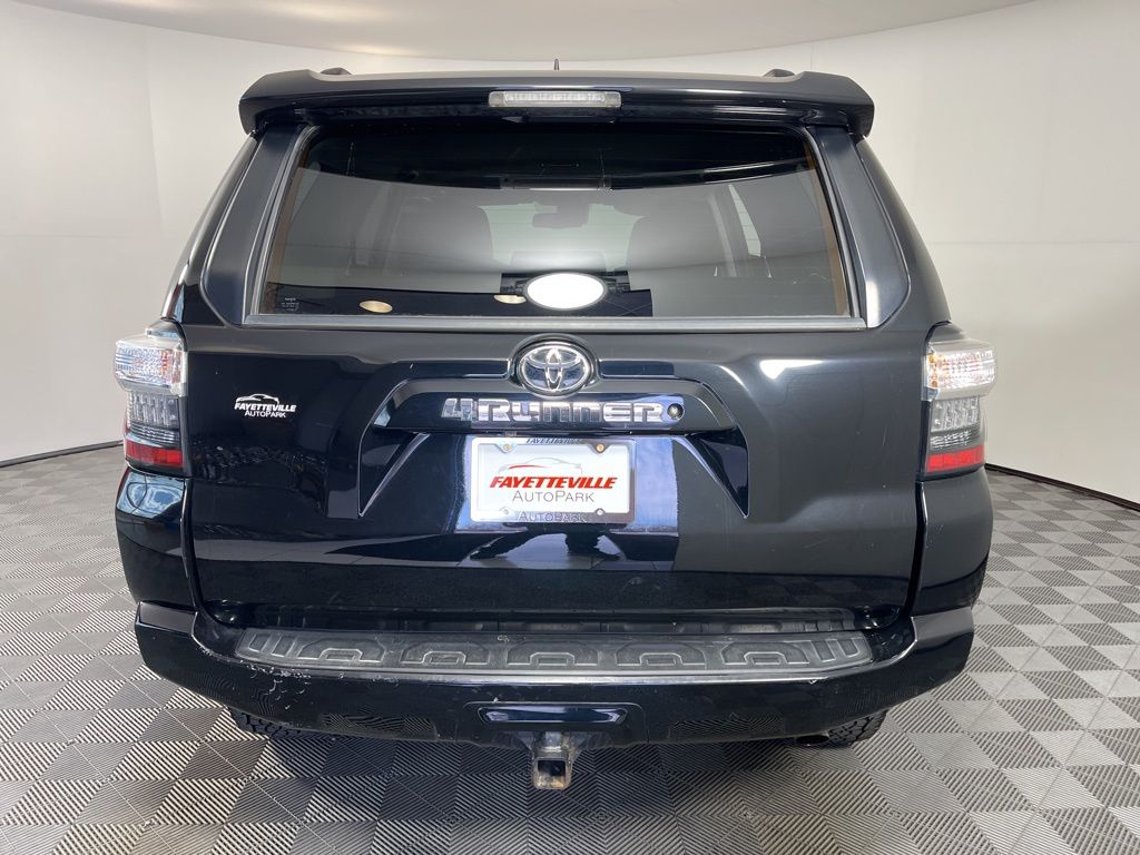 Thumbnail: 2020 Toyota 4Runner - 11