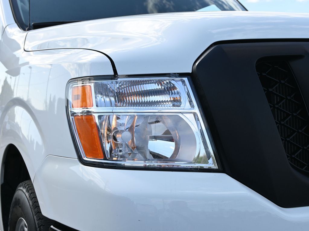 2019 Nissan NV 2500 HD S